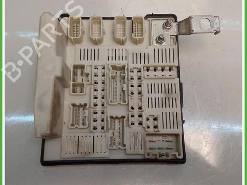 Used Fuse box Fuse box RENAULT MEGANE II Estate (KM0/1_) 1.6 (113 hp) 40143302 40143302