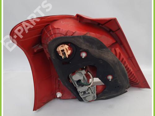 Right taillight TOYOTA YARIS (_P9_) 1.0 VVT-i (KSP90_, KSP90R) | BP11721035C35 