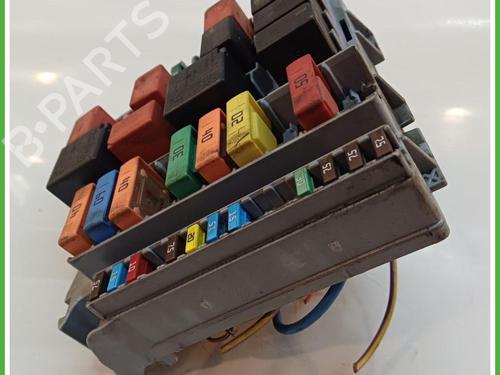 Fuse box SEAT LEON (1P1) 1.9 TDI | BP40138054E1 - Image 2