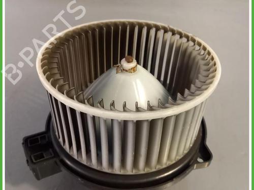 Used Heater blower motor Heater blower motor MAZDA 6 Saloon (GJ, GL) 2.2 D (GJ2FP, GJ1021, GJ1022, GL1021) (175 hp) 40147177 40147177