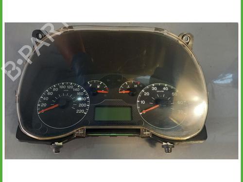 Used Instrument cluster FIAT GRANDE PUNTO (199_) 1.4 (199AXB11, 199AXB1A, 199BXB1A, 199AXL1A) (77 hp) 30096833