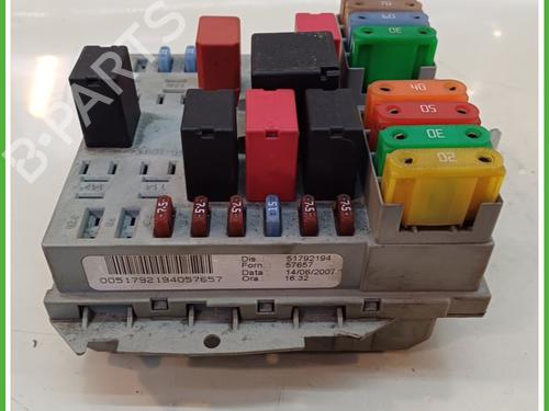 Fuse box LANCIA YPSILON (843_) 1.2 (843.AXA1A) | BP15942650E1 