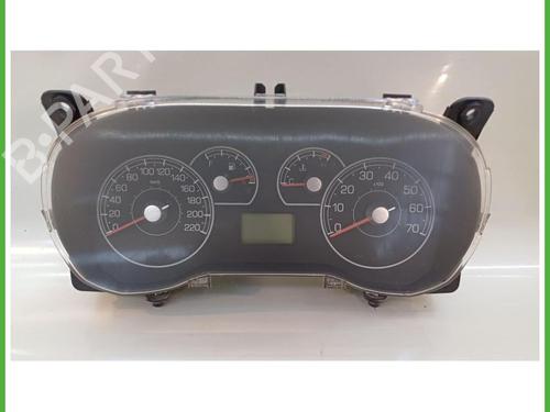 Used Instrument cluster Instrument cluster FIAT GRANDE PUNTO (199_) 1.2 (65 hp) 40138635 40138635