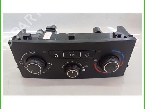 Used Climate control Climate control PEUGEOT 207 (WA_, WC_) 1.4 HDi (68 hp) 40136296 40136296