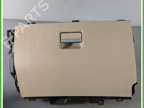 Used Glove box Glove box LAND ROVER RANGE ROVER EVOQUE (L538) 2.2 D 4x4 (150 hp) 40147585 40147585
