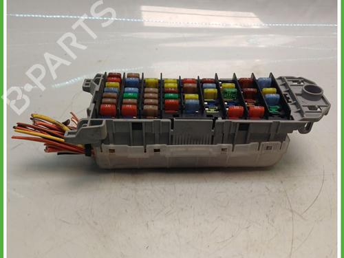 Fuse box OPEL MERIVA A MPV (X03) 1.3 CDTI (E75) | BP30962173E1