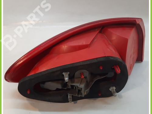 Right taillight ALFA ROMEO 147 (937_) 1.6 16V T.SPARK (937.AXA1A, 937.AXB1A, 937.BXB1A) | BP11720898C35 