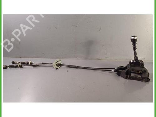 gear-lever-ssangyong-xlv-suv-2016-40143372 main image