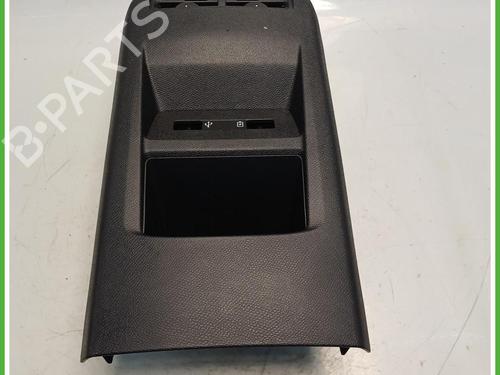 Used Middle console Middle console PEUGEOT 308 III (FB_, FH_, FP_, F3_, FM_) PureTech 130 (FPHNSL, FPHNST) (131 hp) 40072643 40072643