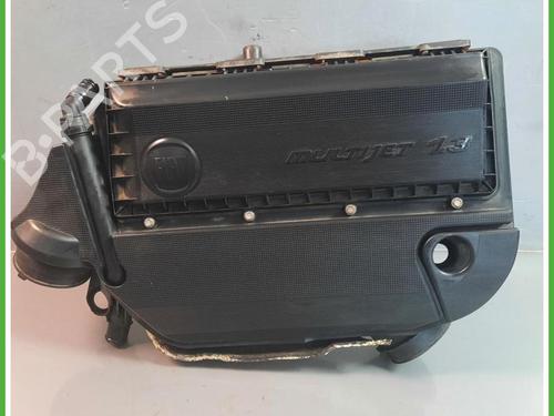Used Air filter box Air filter box FIAT 500 (312_) 1.3 D Multijet (312AXE1A) (95 hp) 40134636 40134636