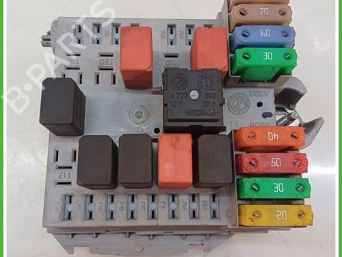 Used Fuse box Fuse box LANCIA YPSILON (843_) 1.2 (843.AXA1A) (60 hp) 40138719 40138719