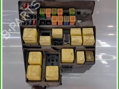 Used Fuse box Fuse box JAGUAR S-TYPE II (X200) 3.0 V6 (238 hp) 40139532 40139532