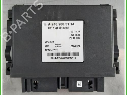 Used Control unit Control unit MERCEDES-BENZ A-CLASS (W176) A 180 CDI / d (176.012) (109 hp) 40135140 40135140