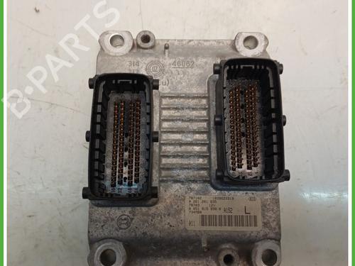 Used Engine control unit (ECU) FIAT BRAVO II (198_) 1.4 (198AXA1B) (90 hp) 31060897