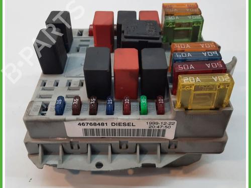 Fuse box FIAT PUNTO (188_) 1.9 DS 60 (188.031, .051, .231, .251) | BP13038138E1 