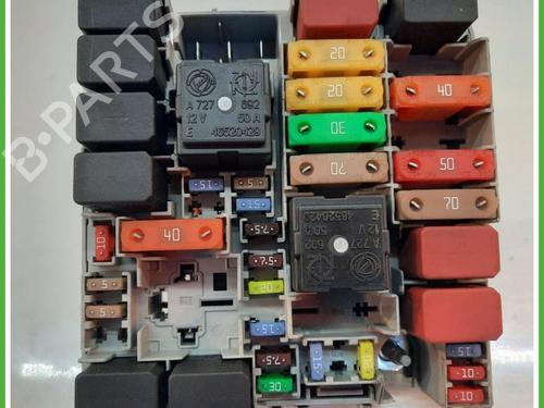 Fuse box FIAT PUNTO EVO (199_) 1.4 (199AXB1A) | BP40133084E1 - Image 1
