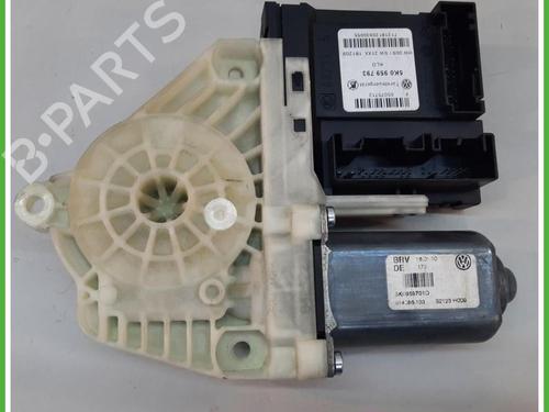 Used Left front window motor Left front window motor VW GOLF VI (5K1) 1.2 TSI (105 hp) 40133940 40133940