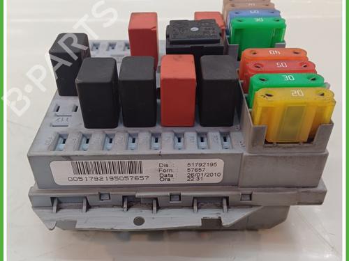 Fuse box LANCIA YPSILON (843_) 1.2 (843.AXA1A) | BP17313404E1 