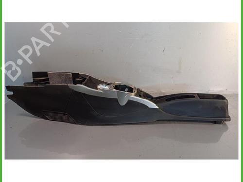 Used Middle console Middle console ALFA ROMEO MITO (955_) 1.3 MultiJet (955AXH1B, 955AXT1A) (90 hp) 40141893 40141893