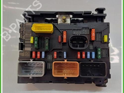Used Fuse box Fuse box CITROËN C3 I (FC_, FN_) 1.4 i (73 hp) 40139655 40139655