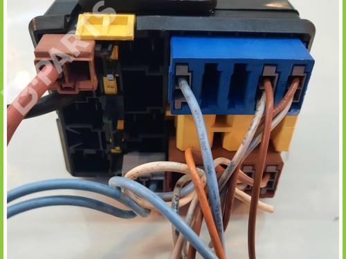 Fuse box PEUGEOT 106 II (1A_, 1C_) 1.1 i | BP11822409E1 