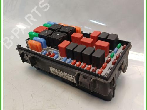 Fuse box FIAT GRANDE PUNTO (199_) 1.3 D Multijet (199.AXD11, 199.AXD1A, 199.AXD1B,... | BP31012999E1