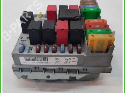Fuse box LANCIA YPSILON (843_) 1.3 D Multijet (843.AXF11, 843.AXF1A, 843.AXM11,... | BP40134560E1 - Image 2