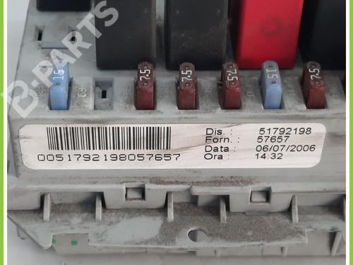 Zekeringkast LANCIA YPSILON (843_) 1.3 D Multijet (843.AXE11, 843.AXE1A) | BP11368642E1 