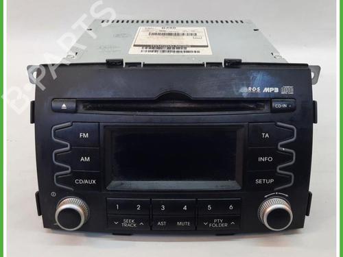 radio-kia-sorento-ii-xm-2009-2010-2011-2012-2013-2014-2015-2016-40134257 main image