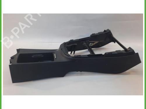 Armrest / Center console VW GOLF VI (5K1) 1.2 TSI | BP12588652I20 
