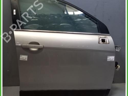 Used Right front door CHEVROLET CAPTIVA (C100, C140) 2.0 D 4WD (150 hp) 30451428