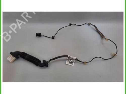 Used Middle console OPEL KARL (C16) 1.0 (73 hp) 13927564