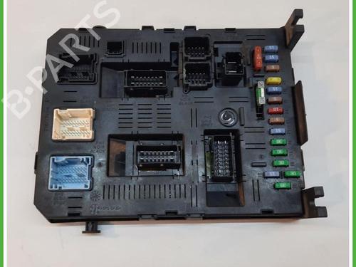 Used Fuse box Fuse box CITROËN C4 I (LC_) 1.6 16V (109 hp) 40134102 40134102