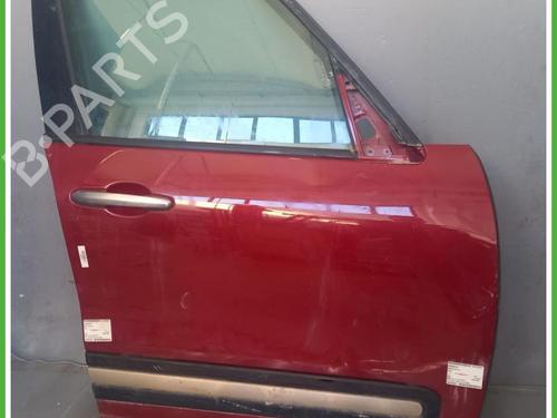 right-front-door-fiat-500l-351_-352_-2012-40144506 main image