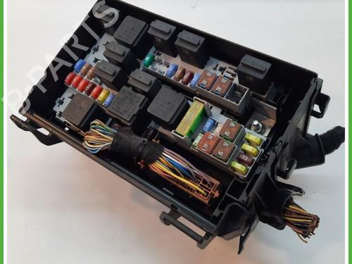 Fuse box OPEL MERIVA B MPV (S10) 1.4 (75) | BP13038148E1 