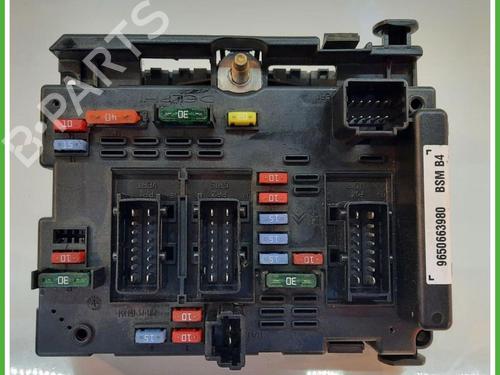 Used Fuse box Fuse box FORD FOCUS I (DAW, DBW) 1.8 Turbo DI / TDDi (90 hp) 40132852 40132852