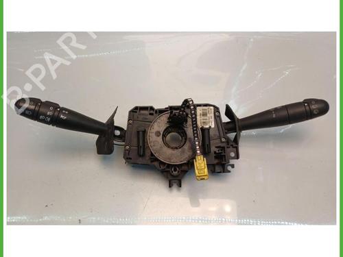 switch-dacia-sandero-2008-40147704 main image