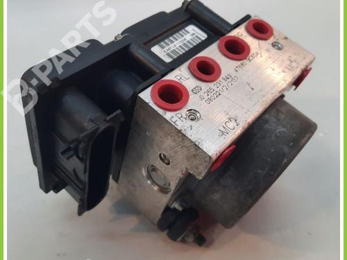 Used ABS pump NISSAN MICRA III (K12) 1.2 16V (80 hp) 11704334