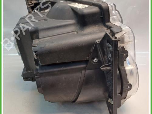 Left headlight LAND ROVER DISCOVERY III (L319) 2.7 TD 4x4 | BP24020109C28 
