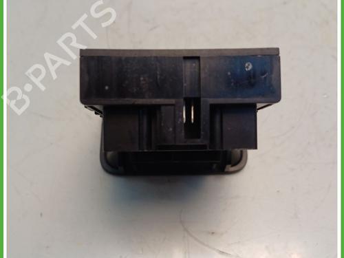 Switch MERCEDES-BENZ A-CLASS (W176) A 180 (176.042) | BP29914470I30