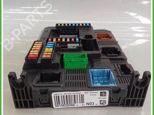 Fuse box PEUGEOT 2008 I (CU_) 1.5 BlueHDI 100 | BP40141647E1 - Image 3