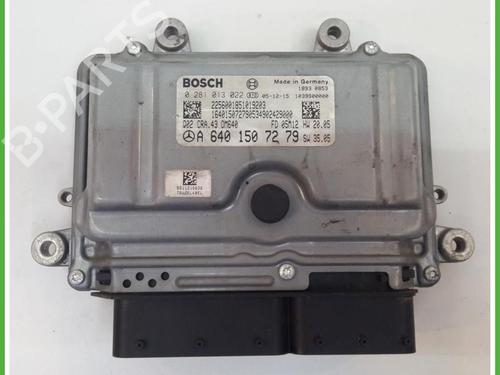 Used Engine control unit (ECU) Engine control unit (ECU) FIAT PANDA (169_) 1.3 D Multijet (169.AXC1A) (70 hp) 40131458 40131458