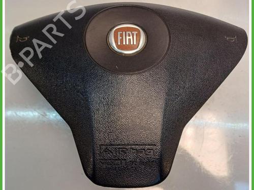 Used Driver airbag Driver airbag FIAT MULTIPLA (186_) 1.6 (186AXC1A, 186BMC1A, 186BXC1A) (103 hp) 40143592 40143592