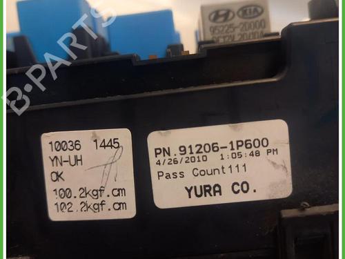 Fuse box KIA VENGA (YN) 1.4 CVVT | BP40073761E1 - Image 4