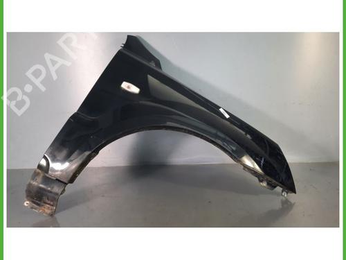Used Right front fenders KIA SORENTO I (JC) 2.5 CRDi (170 hp) 26705990