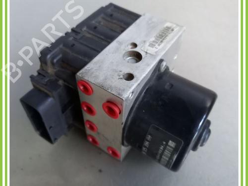 Used ABS pump PEUGEOT 206 Hatchback (2A/C) 1.4 i (75 hp) 13100908