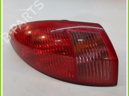 Venstre Baklys ALFA ROMEO 147 (937_) 1.6 16V T.SPARK (937.AXA1A, 937.AXB1A, 937.BXB1A) (120 hp) 13629156