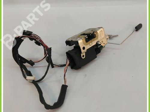 Used Front left lock DACIA SANDERO 1.4 MPI LPG (72 hp) 11720647