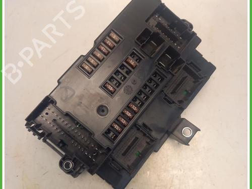 Used Fuse box Fuse box CITROËN JUMPER II Van 2.2 HDi 110 (110 hp) 40074069 40074069