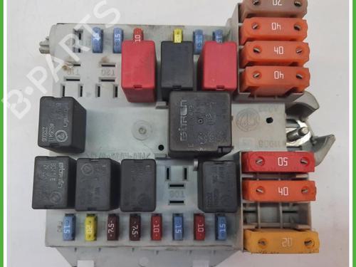 Used Fuse box Fuse box ALFA ROMEO 159 (939_) 2.2 JTS (939AXB1B, 939AXB11) (185 hp) 40131710 40131710